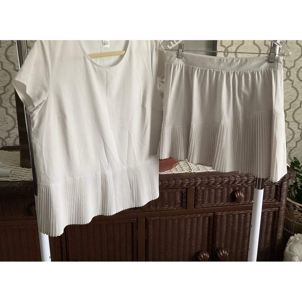 SPANX TOP WITH MATCHING SKORT
